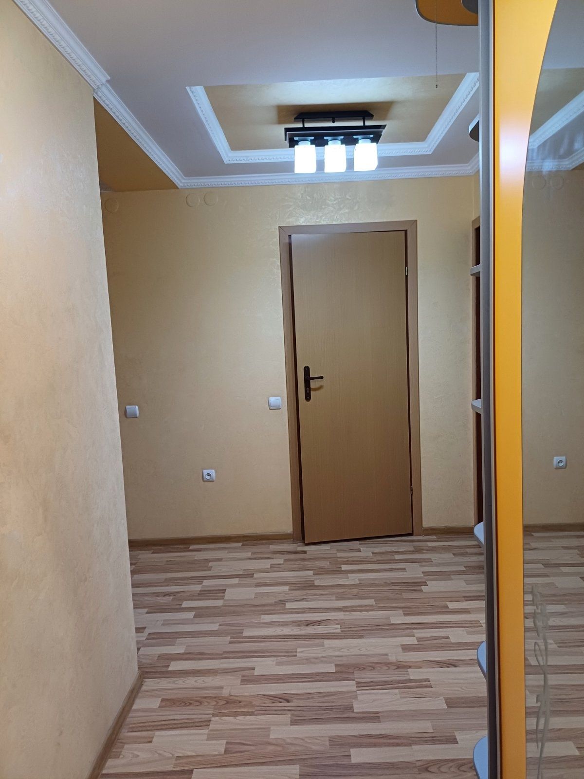 Здається в оренду 2 кімнатна квартира
