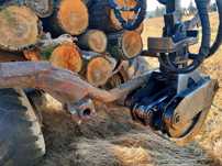 forwarder FMG 678 chwytak do drewna z rotatorem