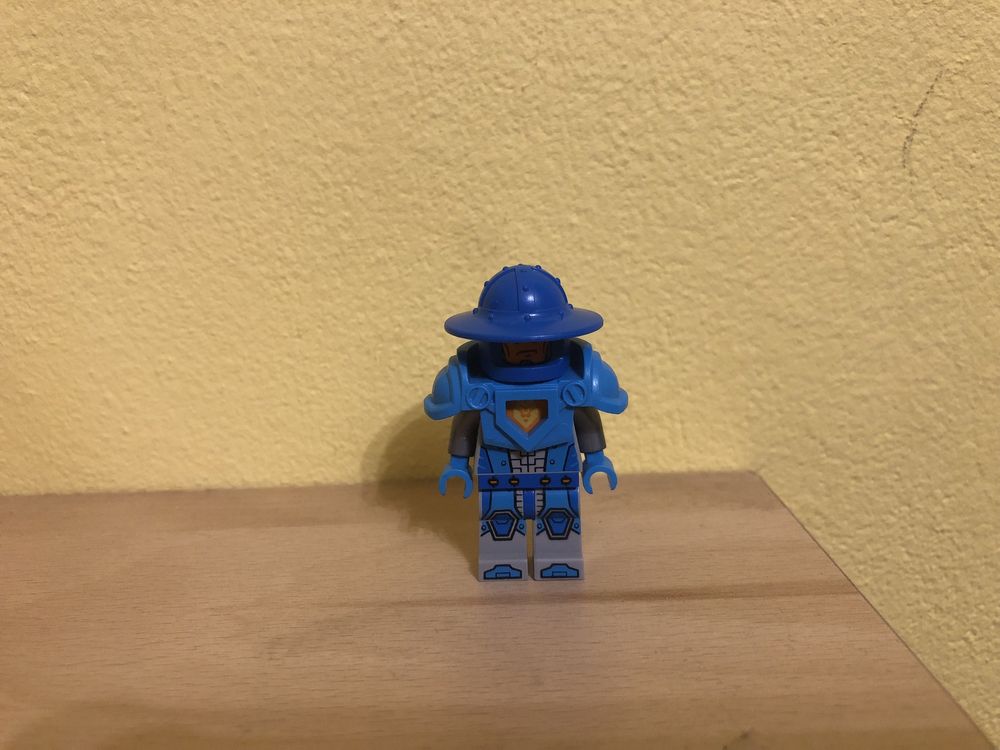Lego figurka Nexo KNIGHTS królewski żołnierz  Strażnik