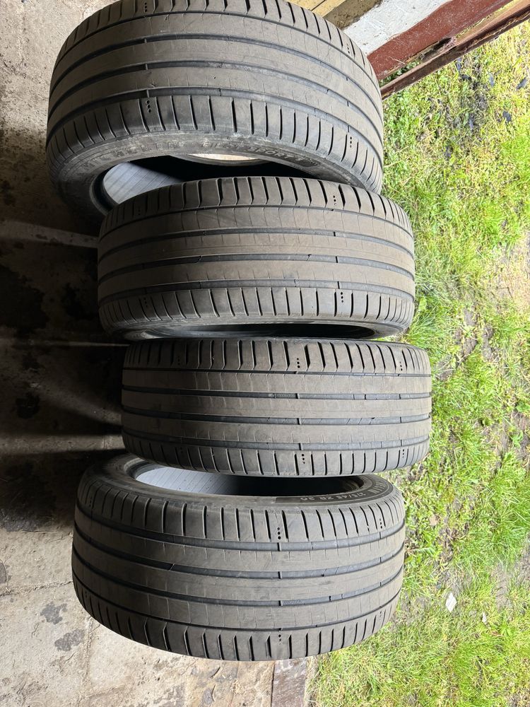 Шини Michelin Pilot Sport 5 275/45 R20