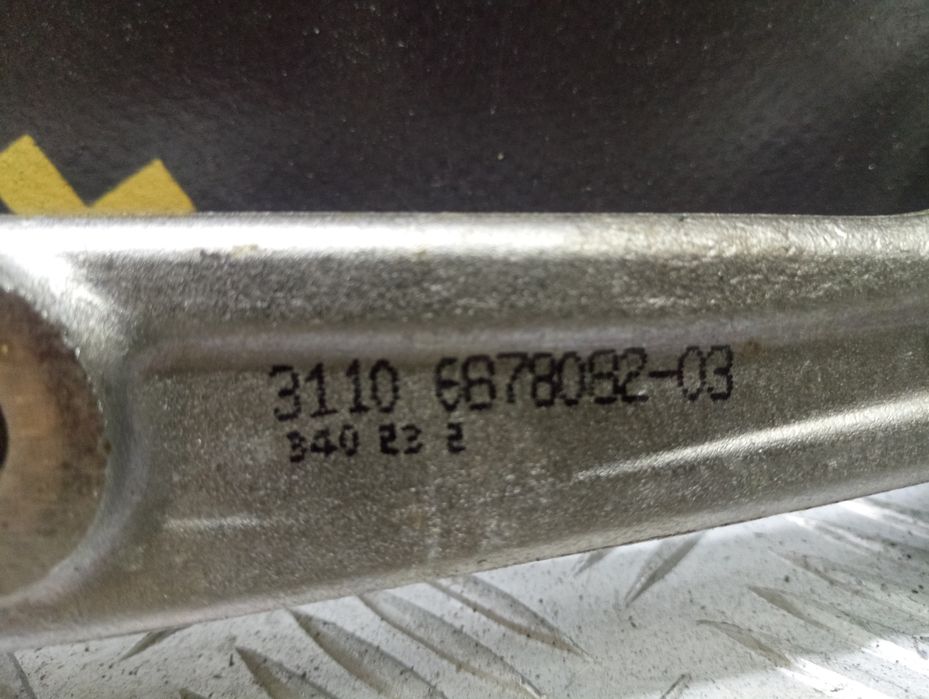 Важіль передній правий BMW X6 G06 БМВ Г06 ричаг правий