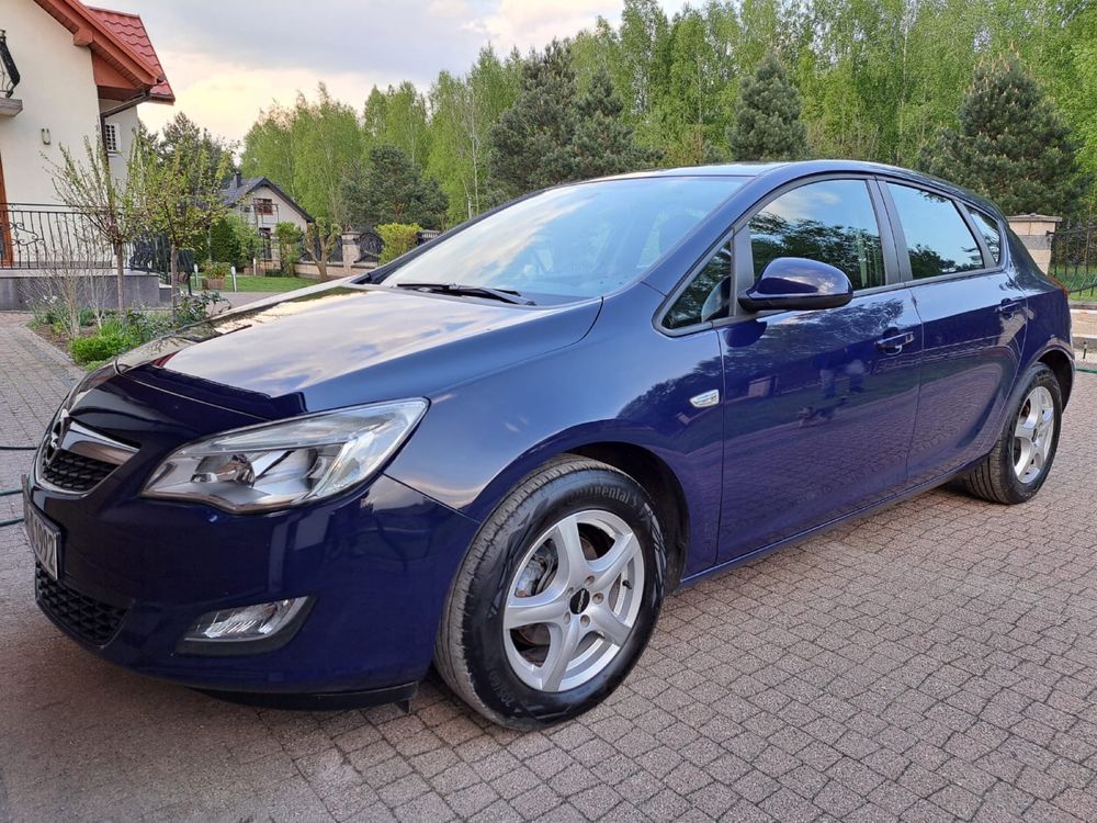 Opel Astra J 1.4 Benzyna