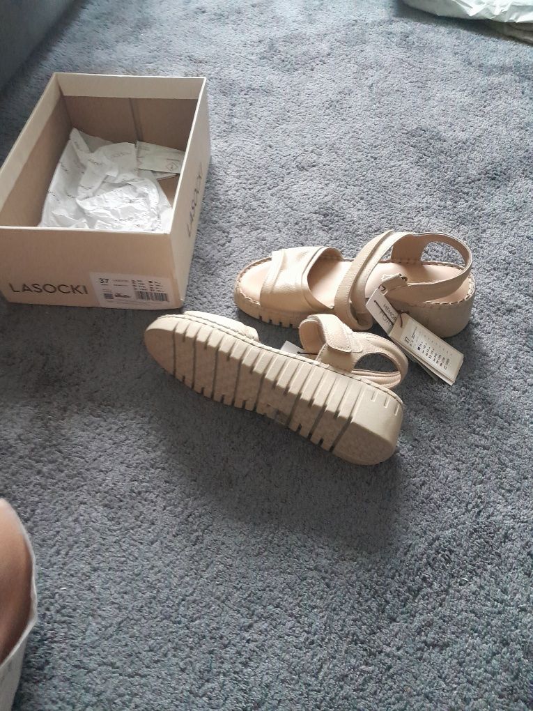 Buty sandały skórzane nowe