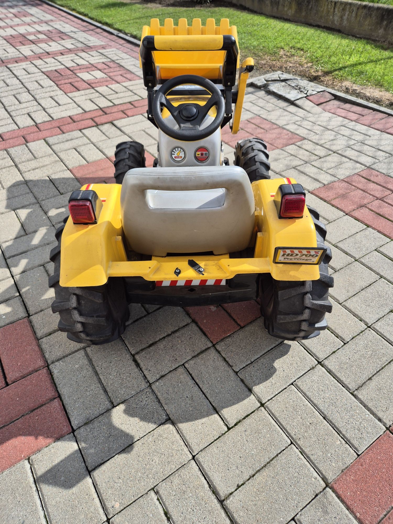 Koparka traktor na pedała peg perego