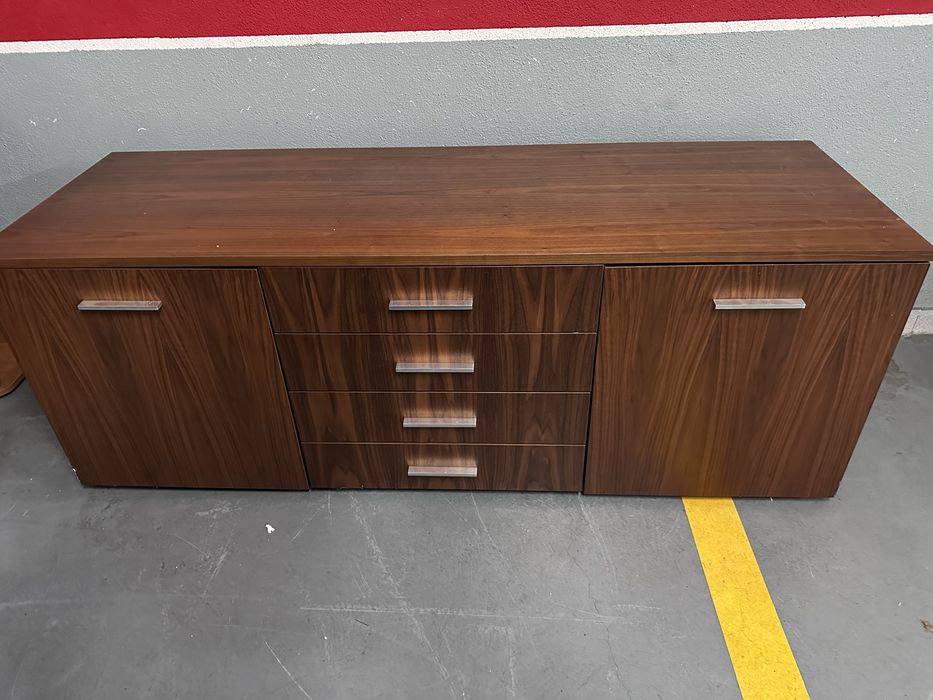 Aparador / movel com gavetas em veludo