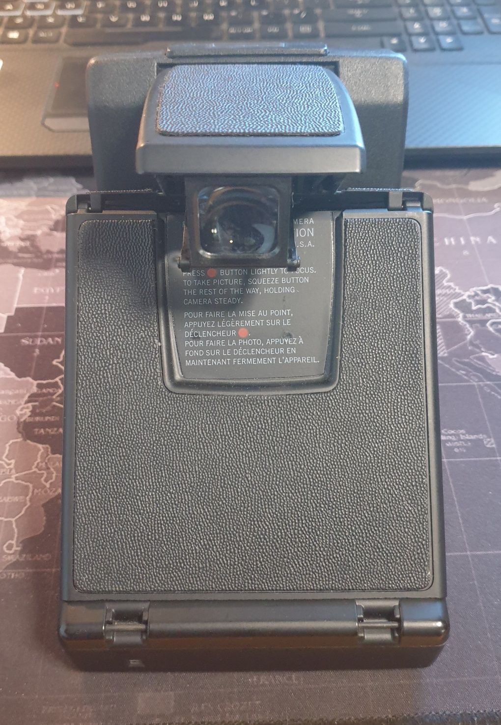 POLAROID SX-70 Land Camera SuperColor AutoFocus Model 2