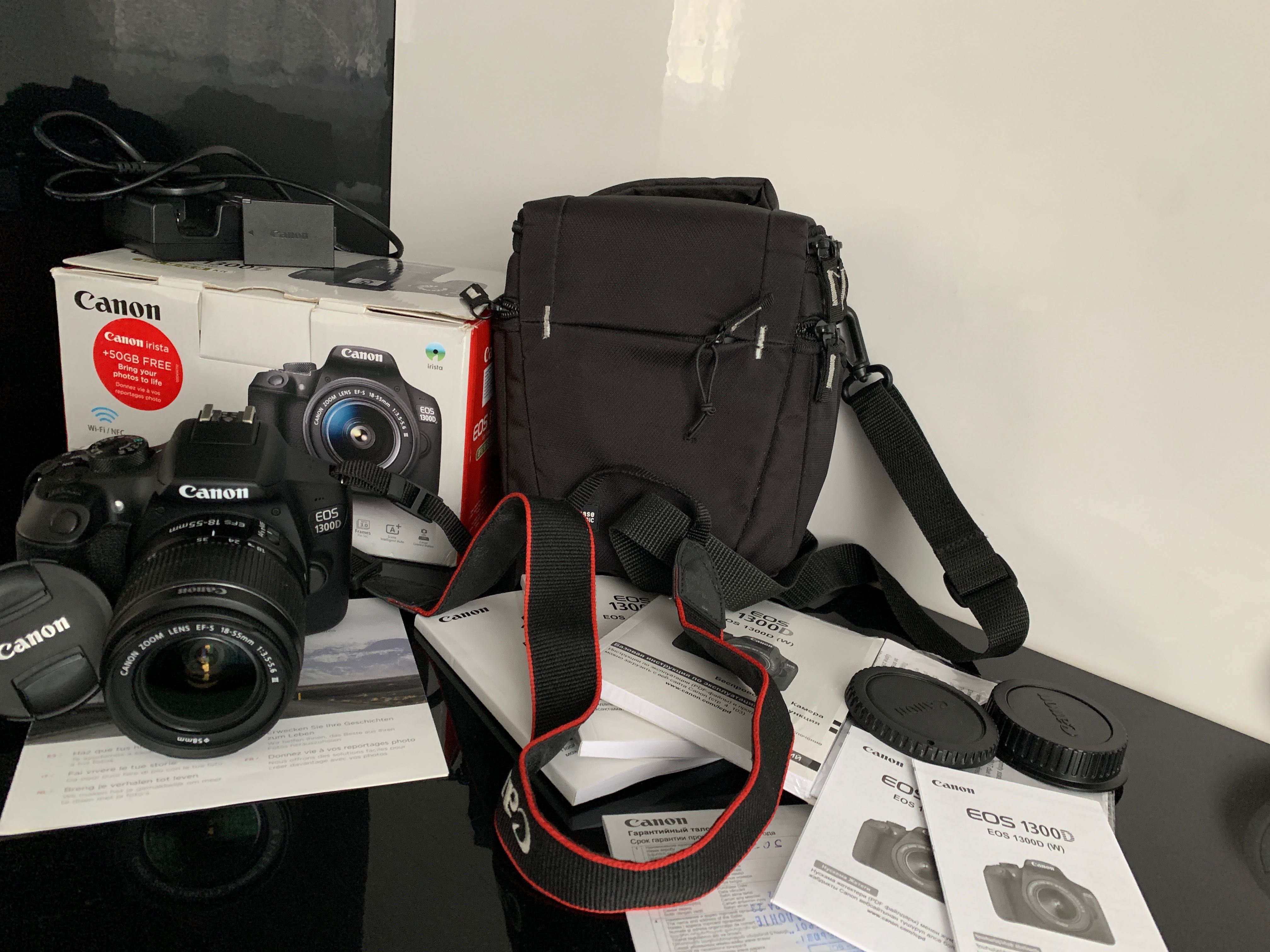 Дзеркальний фотоапарат Canon EOS 1300D  WI-FI/NFC