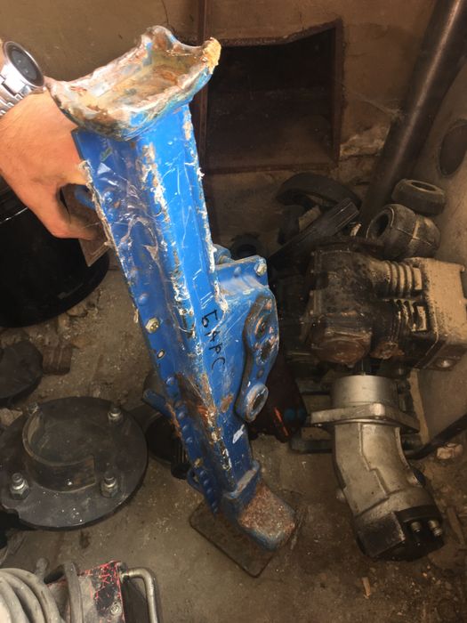 Рейковий домкрат на 5 тон бу робочі