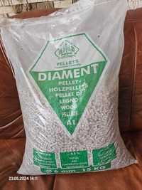 Pellet drzewny Diament A1 6mm - paleta 975kg - dostawa gratis