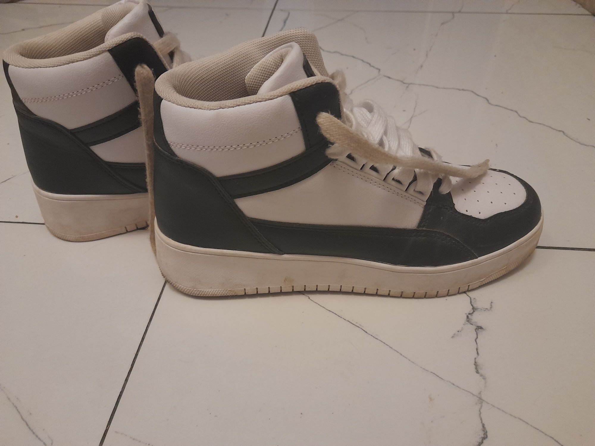 Sneakersy new yorker