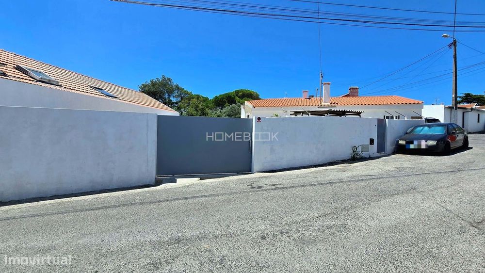 Moradia Renovada em Sacotes – Conforto, Charme e Potencial de Expansão