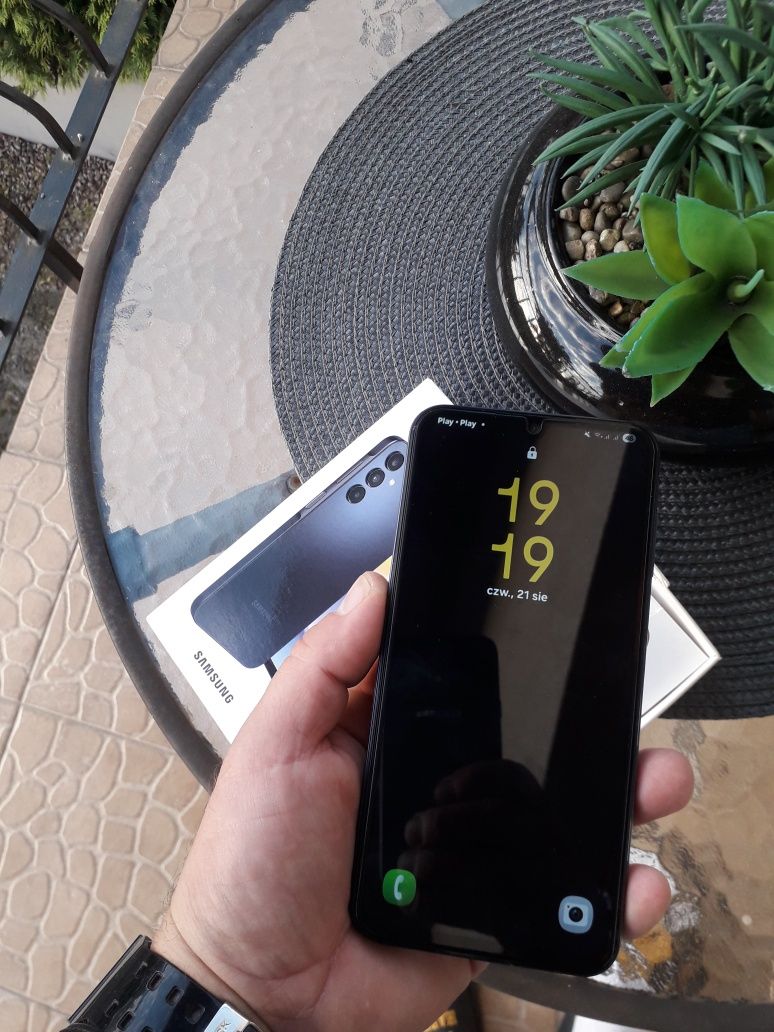 Sprzedam samsung galaxy a15 5g