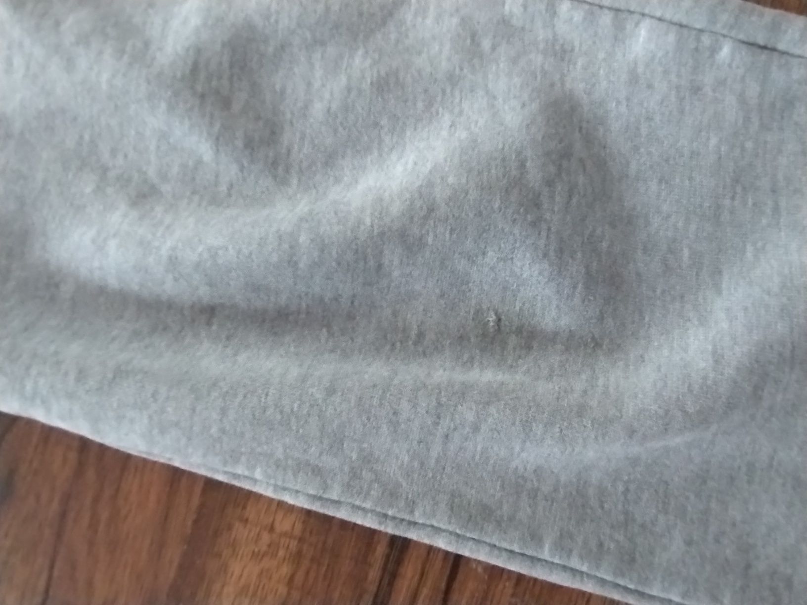 Spodnie dresowe marki ellesse xs