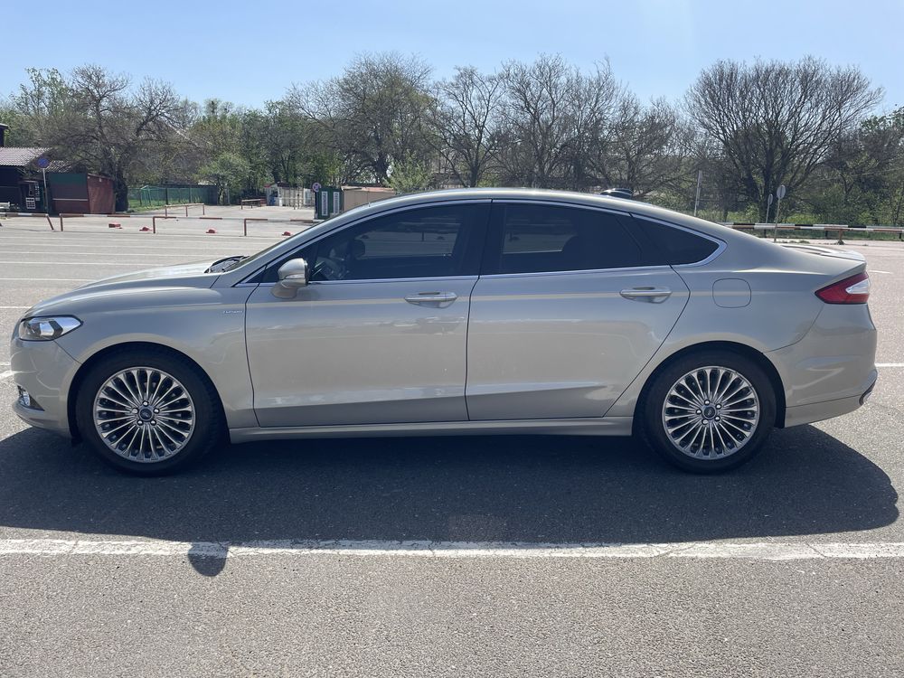 Ford Fusion Titanium 2.0t