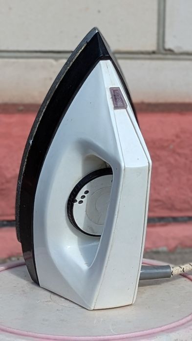 Праска утюг domotek