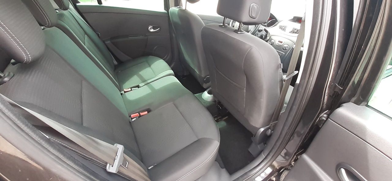 Renault Clio III lift 2009r klimatronik alu16 5 drzwi