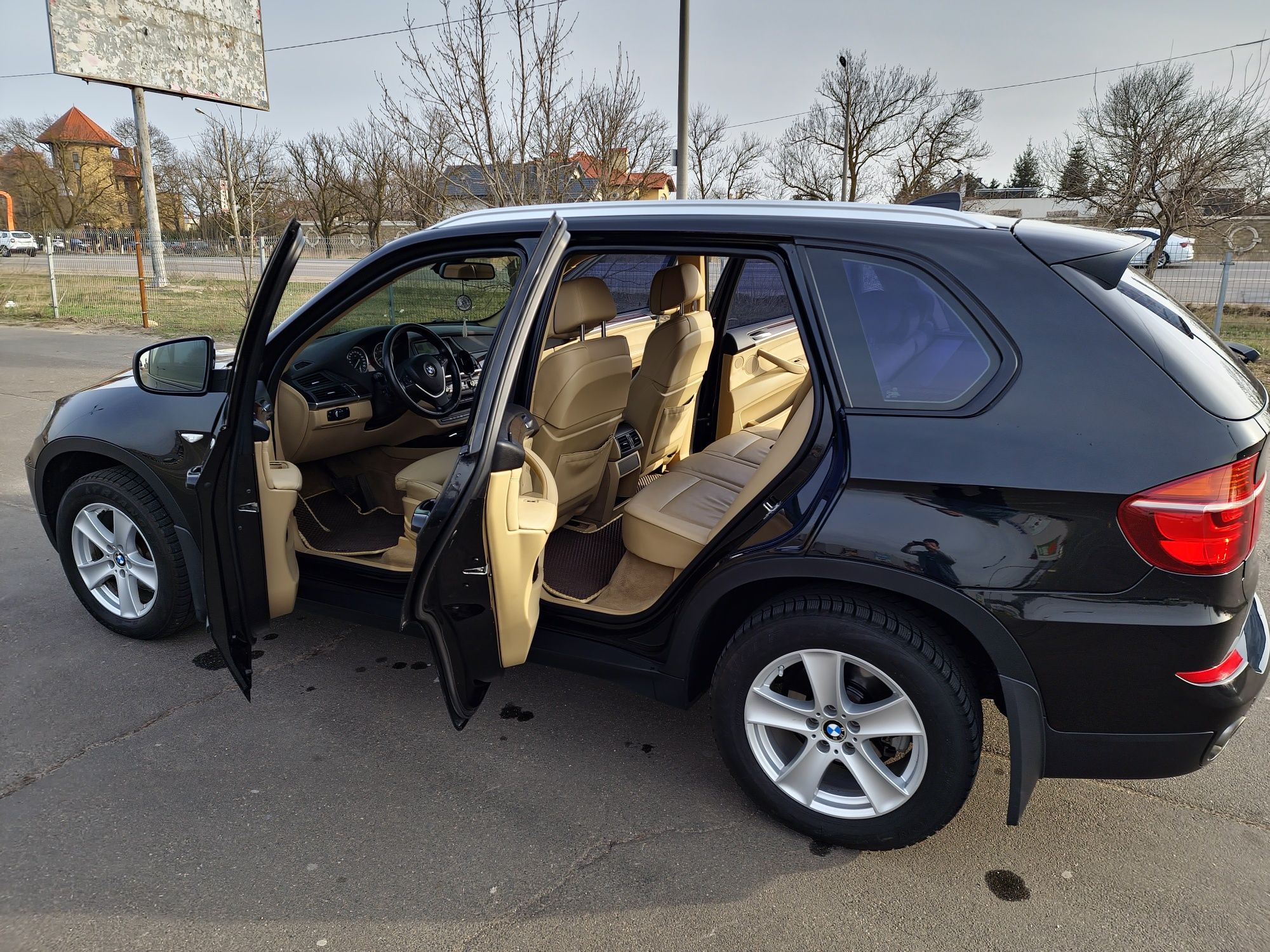 BMW x5 2012 (E70) FL EU