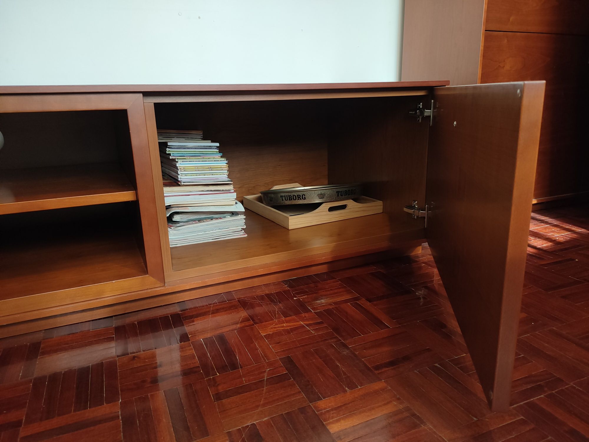 Móvel de sala (2 moveis+1 prateleira)