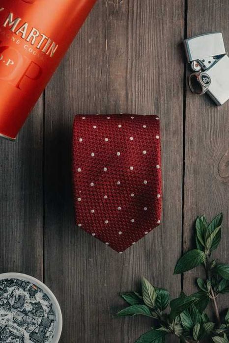 Klasyczny, bordowy krawat Dolzer, wzorzysty, 100% jedwab, Handmade