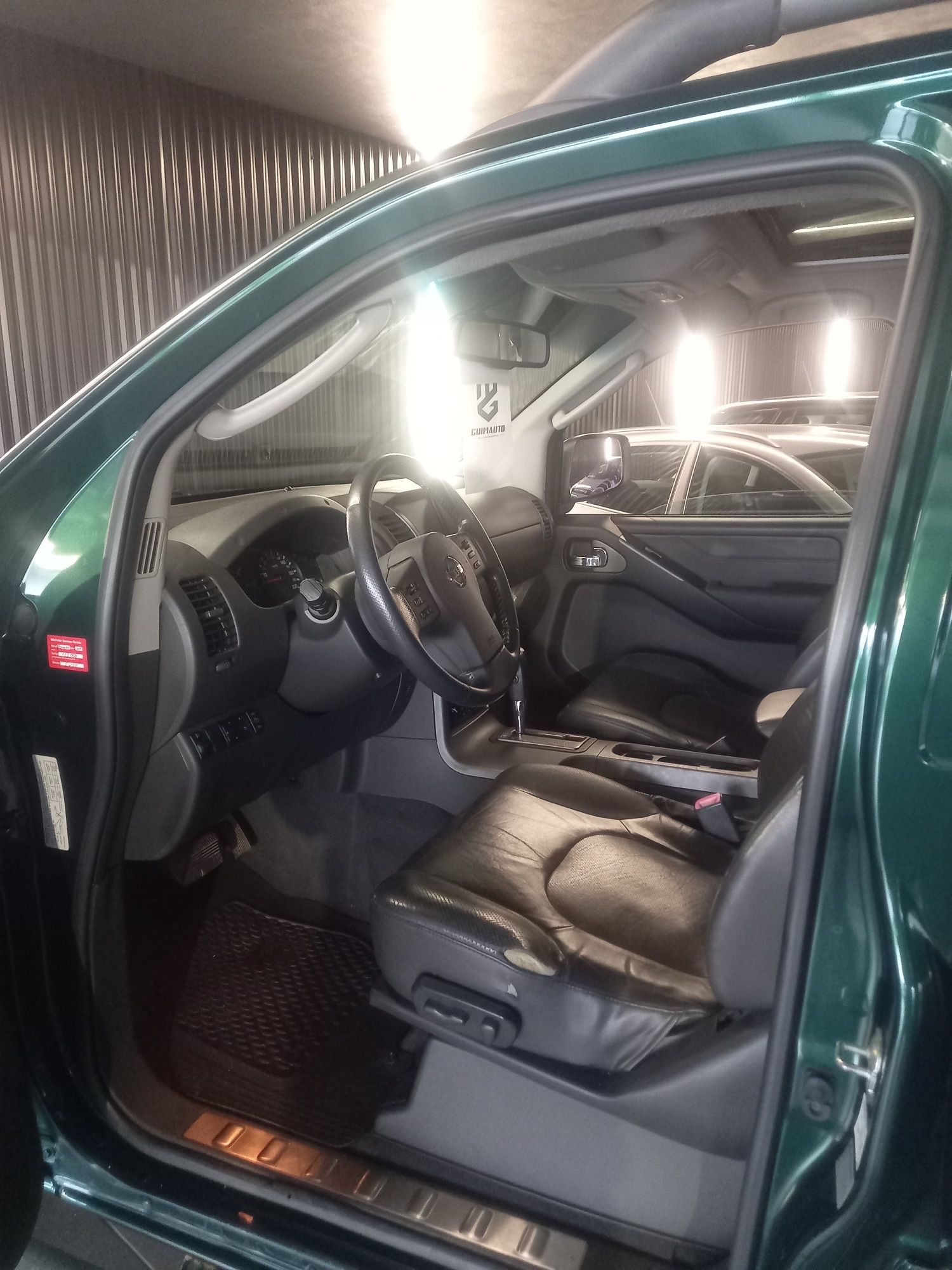 Nissan navara d40