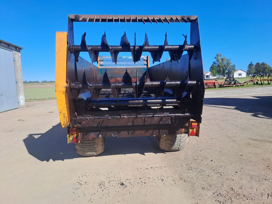 Rozrzutnik obornika Rolland Conic 9395