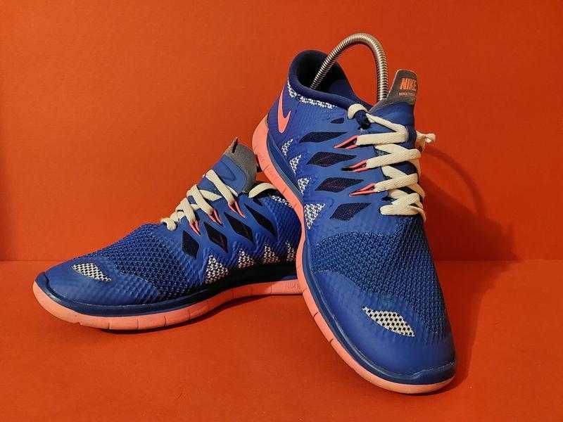 Бігові кросівки nike free run 5.0 39 р. 24.5 см