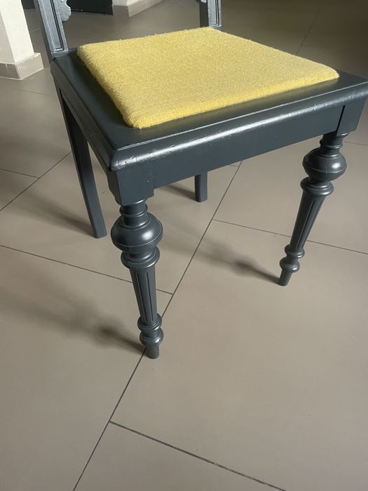 Стілець антикваріат