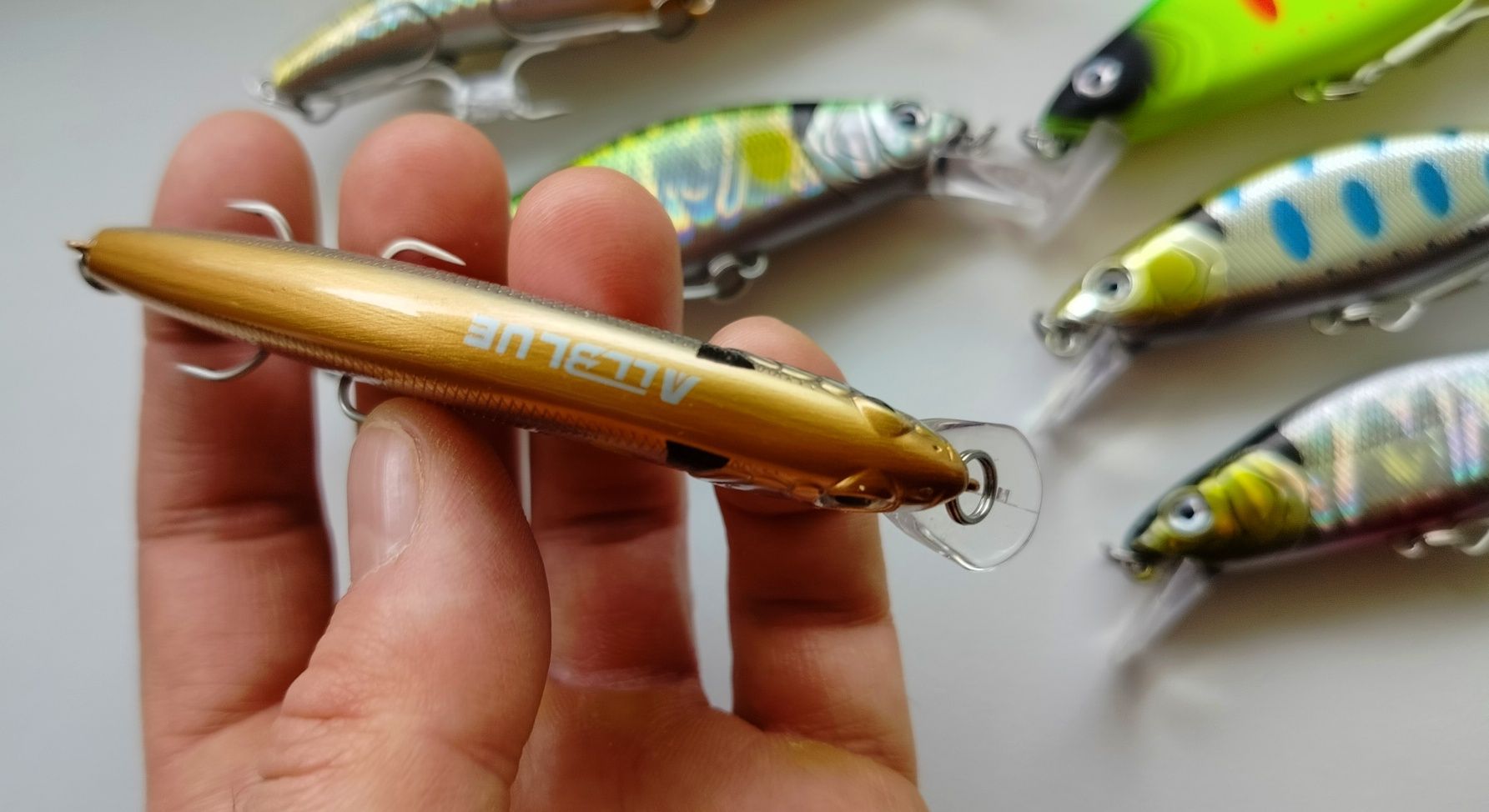Wobler Twitch 9cm szczupak