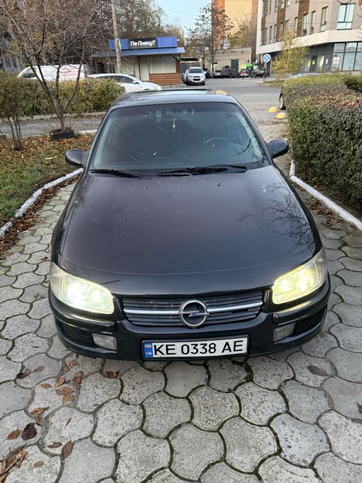 Продаю опель омега В