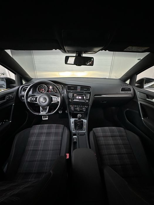 VW Golf 7 Gti ( Trato de credito )