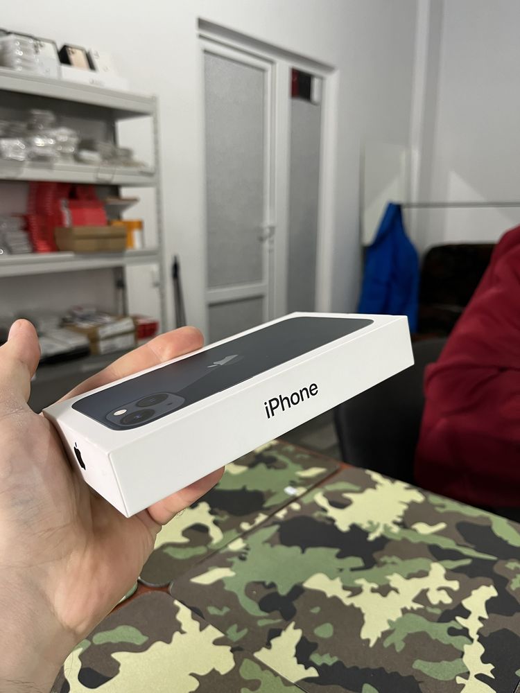 Apple iphone 13 128 gb Новий,запакований айфон