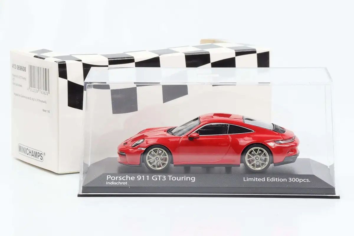 Minichamps 1:43 porsche 911 (992) GT3 Touring ano 2021