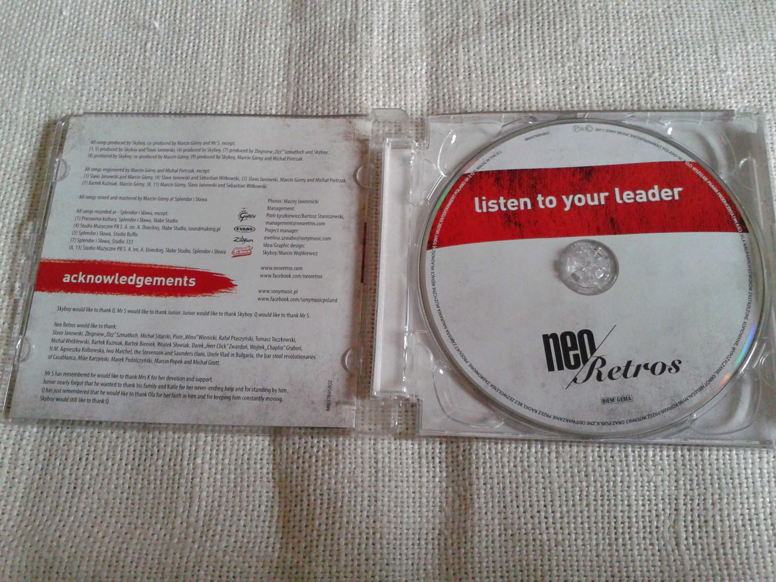 Neo retros - Listen To Your Leader  CD
