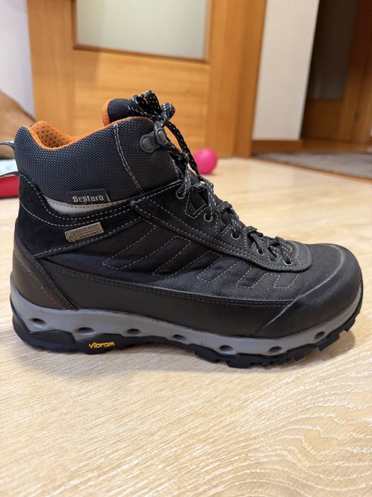 Botas de Caminhada Bestard Android