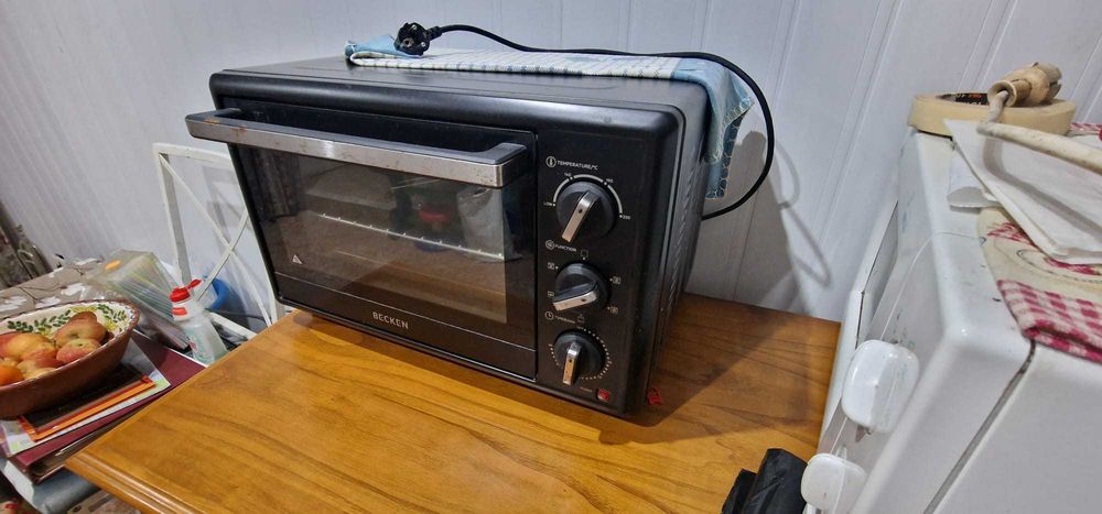 Forno Becken , usado mas a funcionar na perfeição