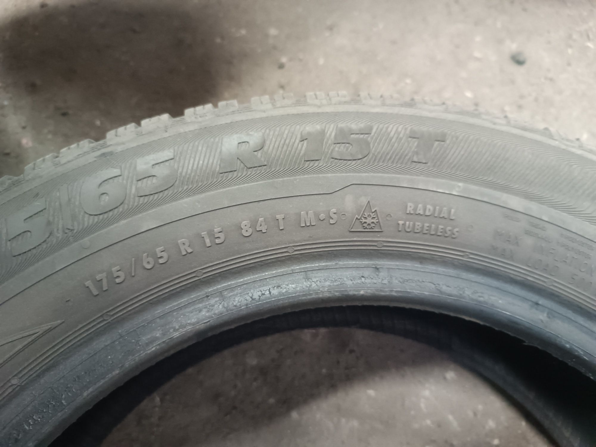 175/65R15 komplet opon zimowych Semperit 2018f
