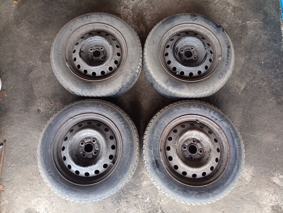 Koła felgi opony zimowe 195/65R15 TOYOTA 4x100 ET45