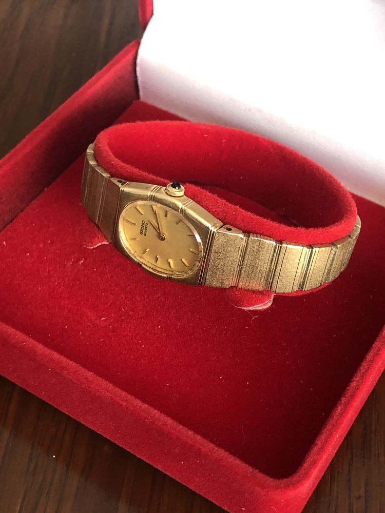 Zabytkowy zegarek damski japońskiej marki Seiko Vintage