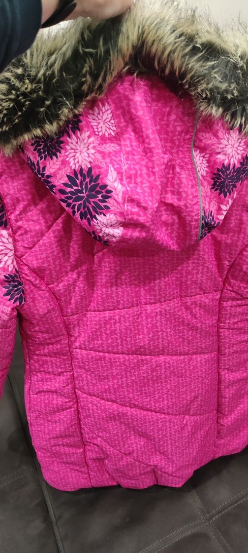 Дівчача зимова куртка фірми Lene