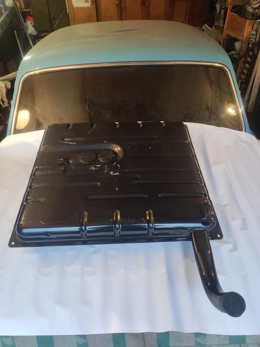 Бензобак Волга, новий