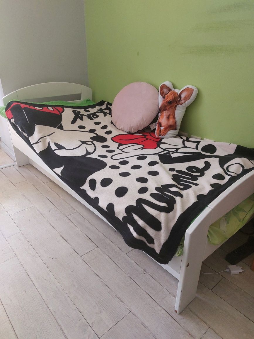 Łóżko dla dziecka lub nastolatka 180 x 80 z pojemnikiem na pościel