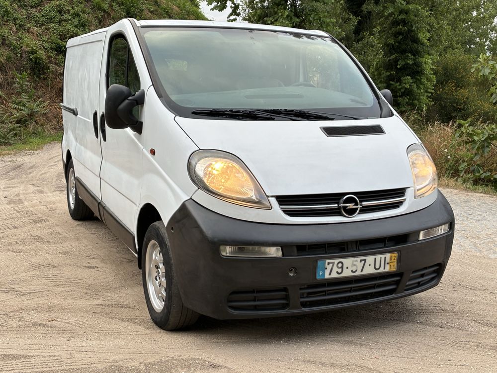 Opel vivaro 1.9dti 2.7t