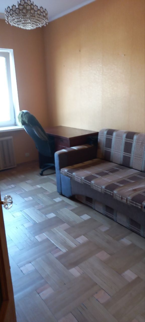 Здам кімнату на Оболоні метро Г. Дніпра. Без застави.