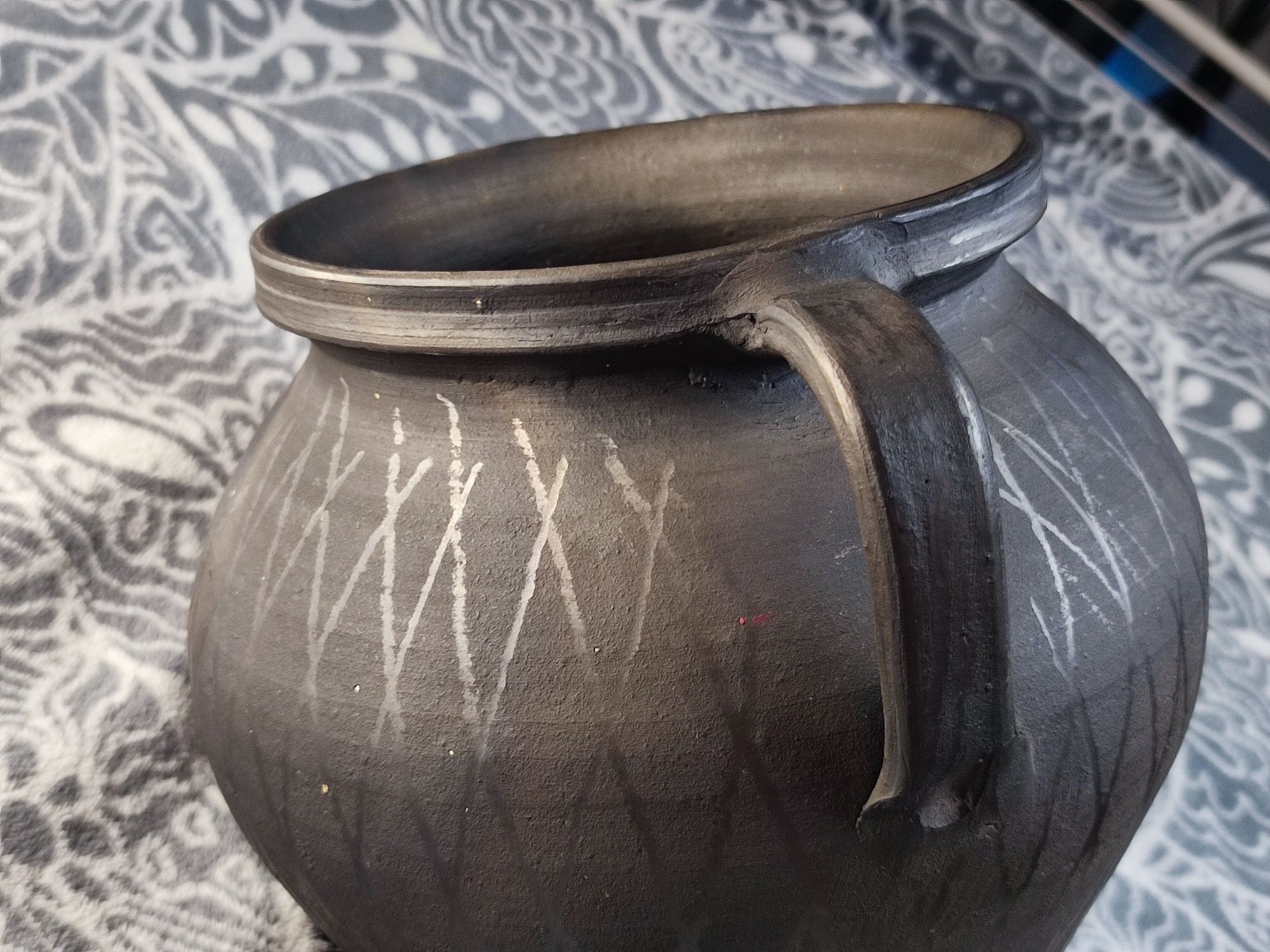 Ceramiczny garnek / dzban / donica czarny wazon rustykalny słowiański