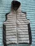 Продам жилетки Ellesse