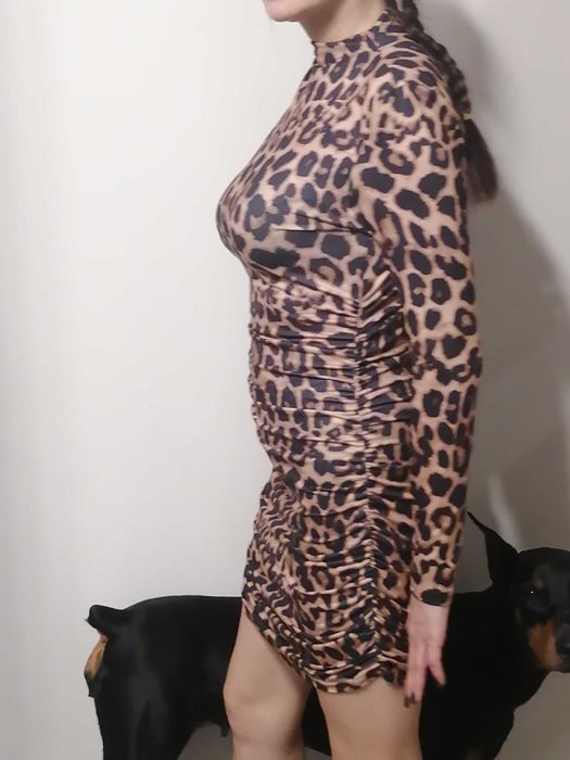 Жіноча елегантна сукня леопардовий принт у чорному кольорі, розмір М