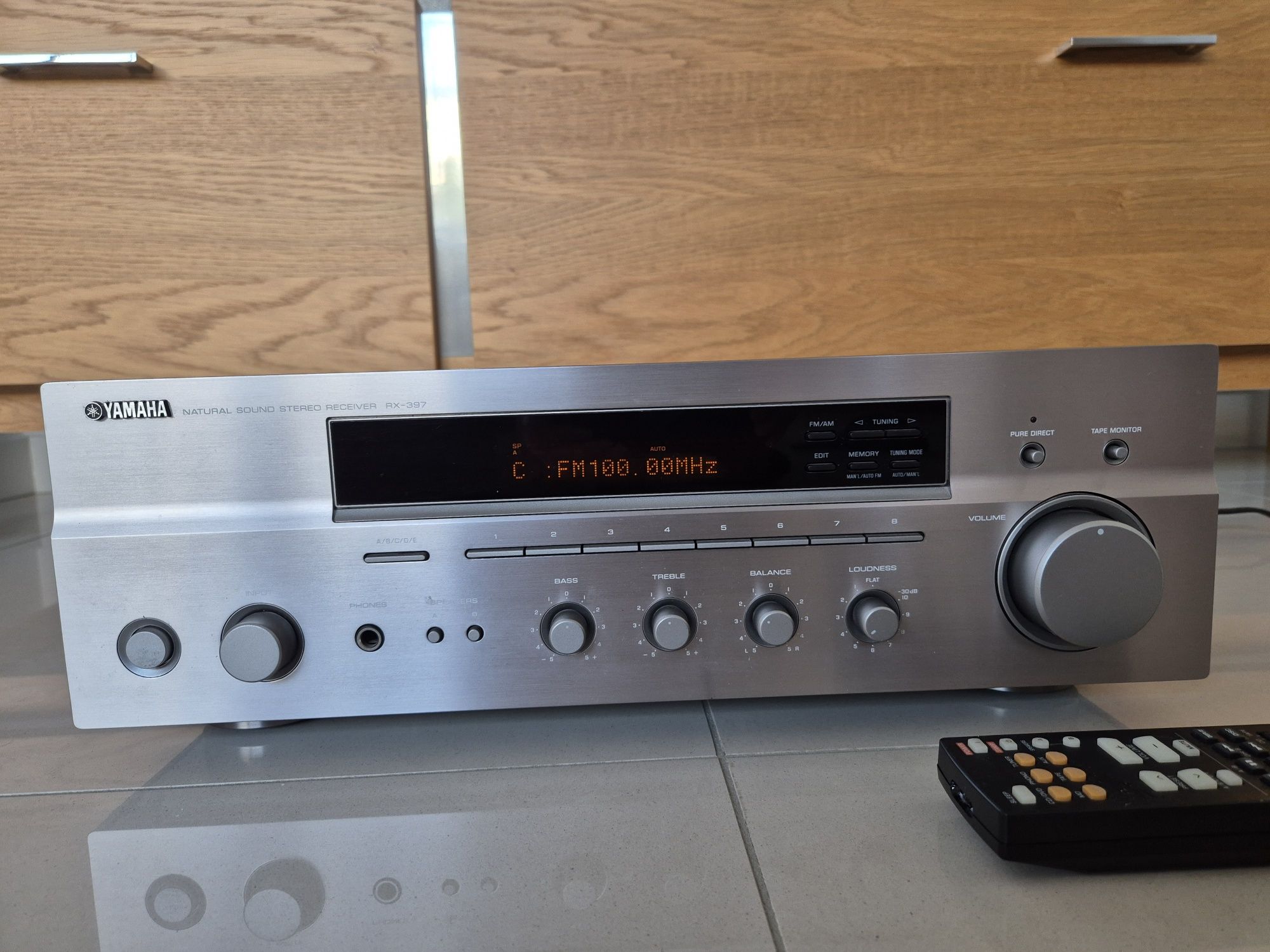 YAMAHA  RECEIVER RX-397 z pilotem