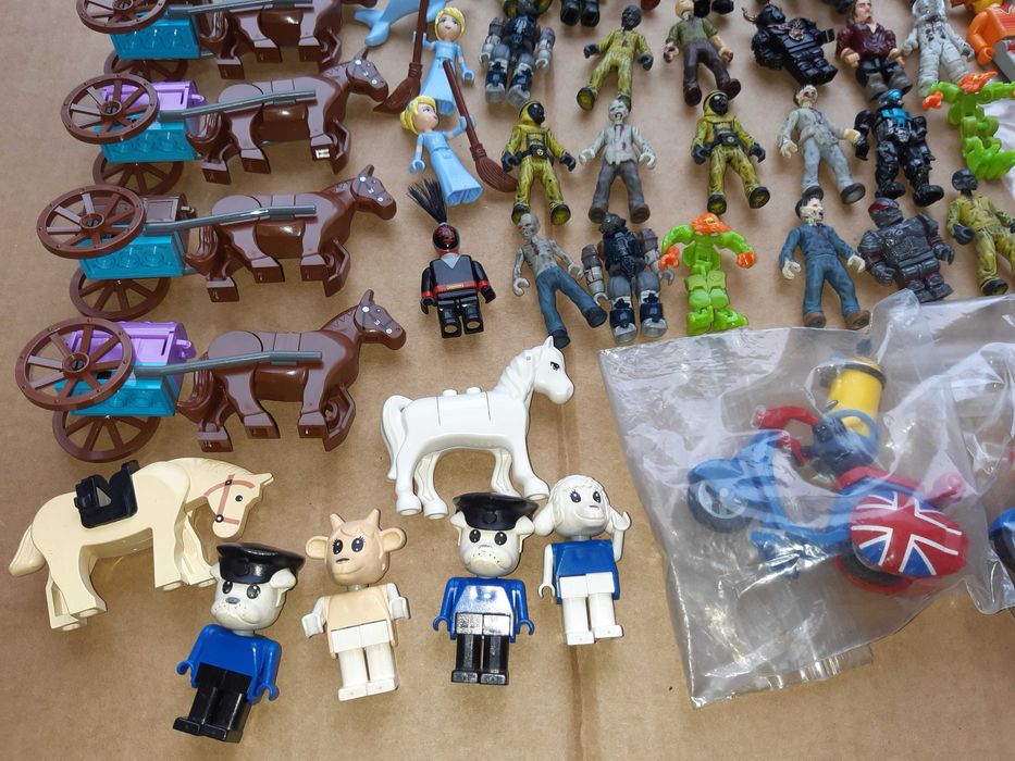 Legos e Mega Bloks Originais – Figuras – Cars – Vespas - Animais