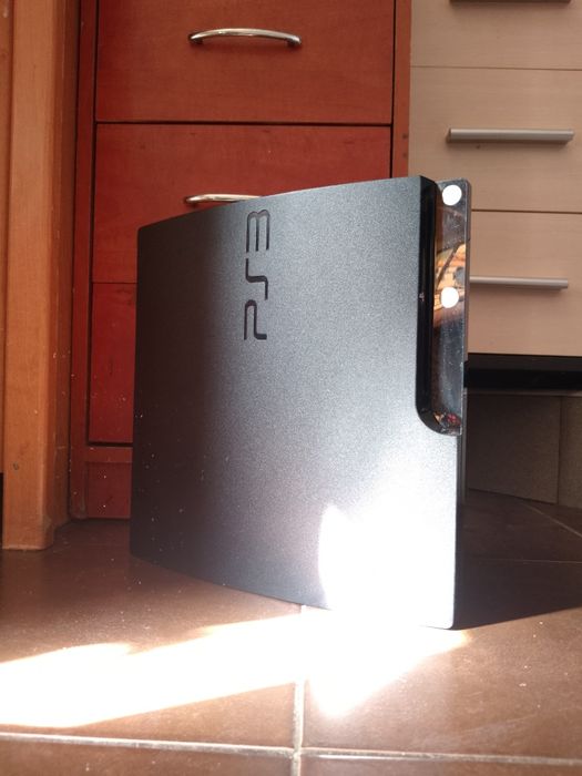 ТЕРМІНОВО! Sony PlayStation 3 Slim cfw ідеал