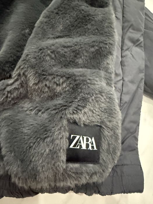 Куртка пуховик Zara 104р 3-4р хутро графіт